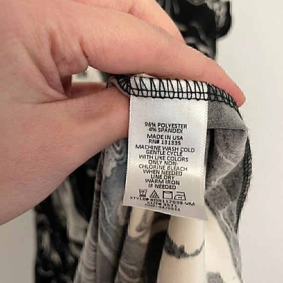 LOLA GRACE / DRY GOODS Black White Marble Swirl Geometric Sleeveless Mini Dress - Picture 7 of 12